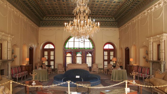 باغ عفیف آباد از دیدنی ترین جاذبه گردشگری شیراز، ترکیبی از باغ ایرانی، موزه و کاخ سلطنتی