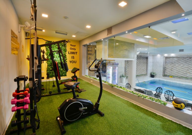 fitness room in shiraz elysee hotel