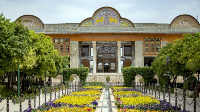 نارنجستان قوام از دیدنی ترین جاذبه گردشگری شیراز ، عمارت تاریخی با باغ نارنج و تزیینات سنتی