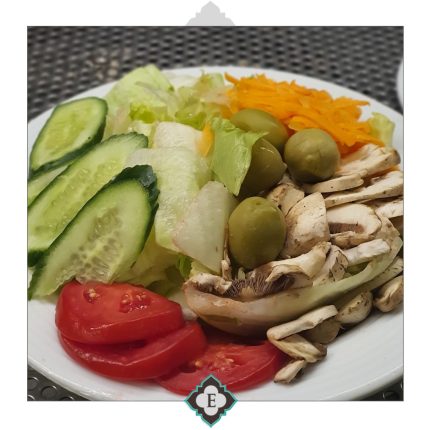 Seasonal veggie salad